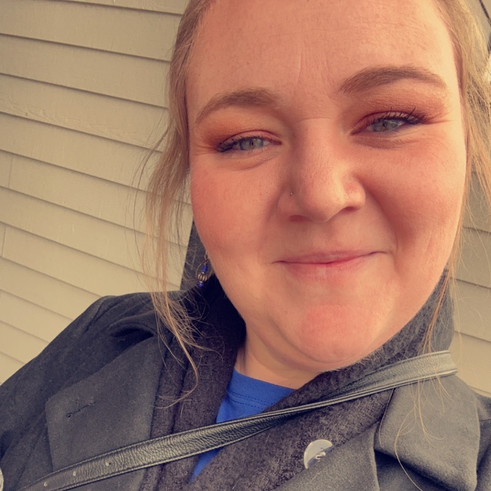 Meet your Posher, Amber
